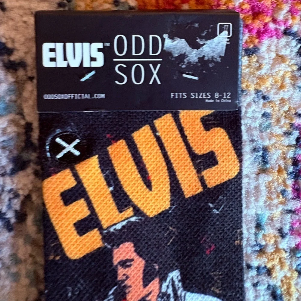 Odd Sox elvis rock